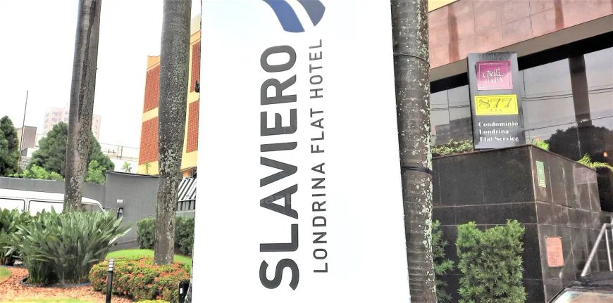 Apartamento para alugar ou vender no Edifício Slaviero Essential Londrina Flat Hotel, na região Cent