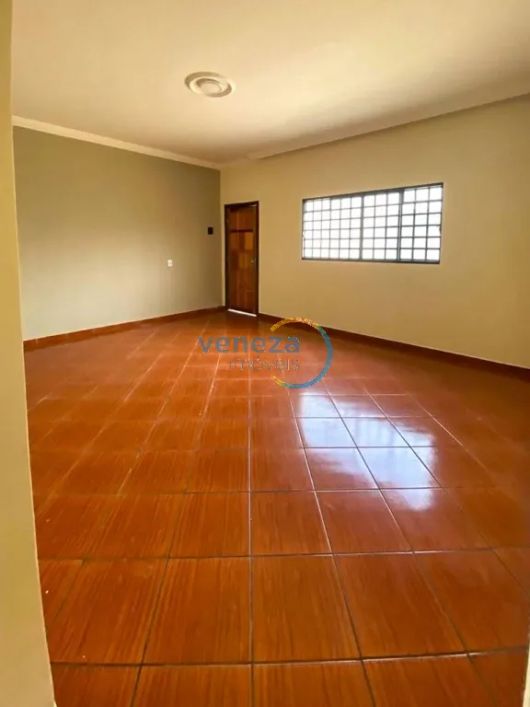 Casa Residencial com 3 quartos à venda por R$ 350000.00, 103.95 m2 - MARIA LUCIA - LONDRINA/PR
