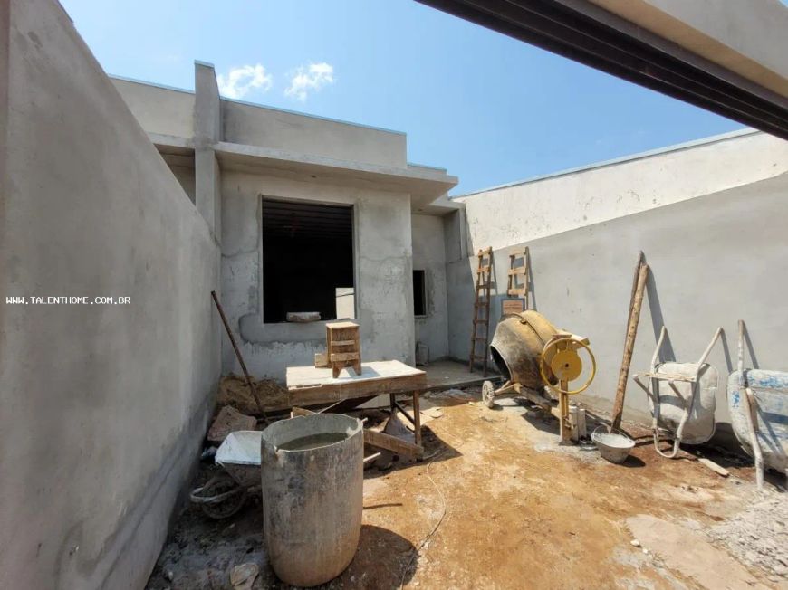 Casa para Venda em Londrina, Jardim Nações Unidas, 3 dormitórios, 1 suíte, 2 banheiros, 1 vaga
