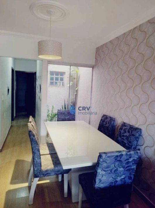 Casa geminada no Bairro Columbia