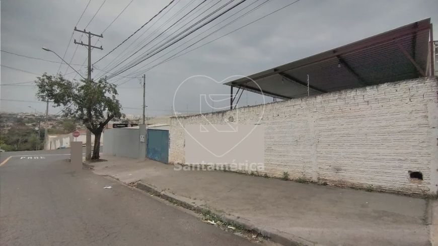 Casa na região Leste de Londrina com 2 vagas de garagem