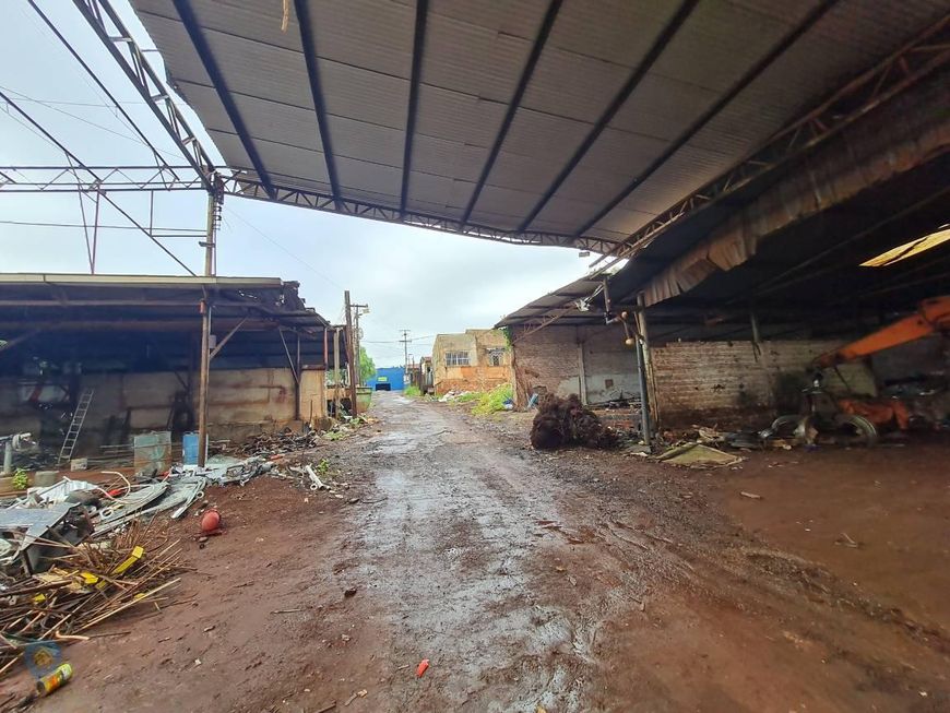 Terreno à venda com 14821 m² por R$4.900.000,00