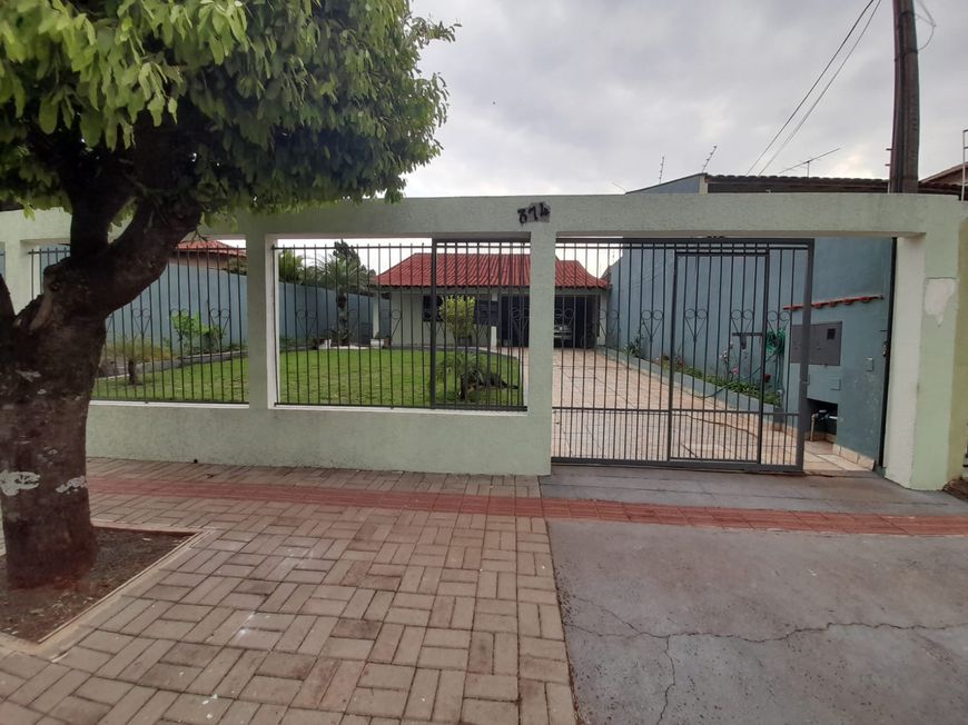 Casa à venda 3 Quartos, 1 Suite, 2 Vagas, 320M², Jardim Novo Sabará, Londrina - PR