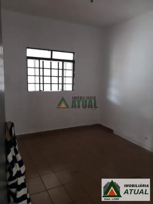 Sobrado e salão comercial na região Central de Londrina