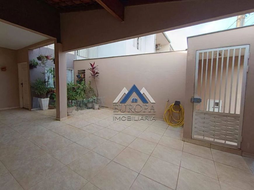 Sobrado com 3 dormitórios à venda, 185 m² por R$ 445.000,00 - São Pedro - Londrina/PR