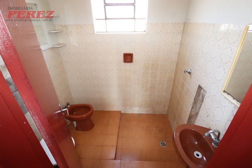 A Imobiliária Perez oferece a você mais uma ótima oportunidade de casa para venda em Londrina.