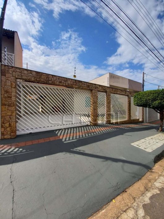 Casa a venda - Portal de Versalhes 2 - Londrina/PR - 300m2