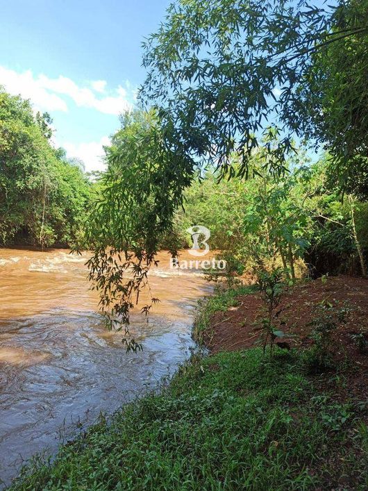 Chácara com 3 dormitórios à venda, 2820 m² por R$ 700.000,00 - Conjunto Habitacional Jamile Dequech