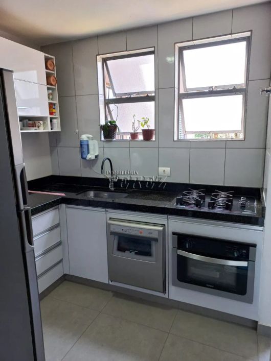 Apartamento para venda na rua Sao Vicente, localizado no Edifício Plaza de Las Torres
