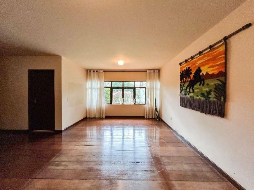 Sobrado com 4 dormitórios à venda, 319 m² por R$ 1.350.000,00 - Quebec - Londrina/PR