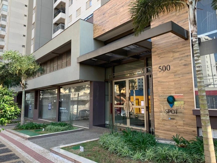 Lindo Apartamento todo decorado com 03 quartos, sendo 01 suite no Centro de Londrina