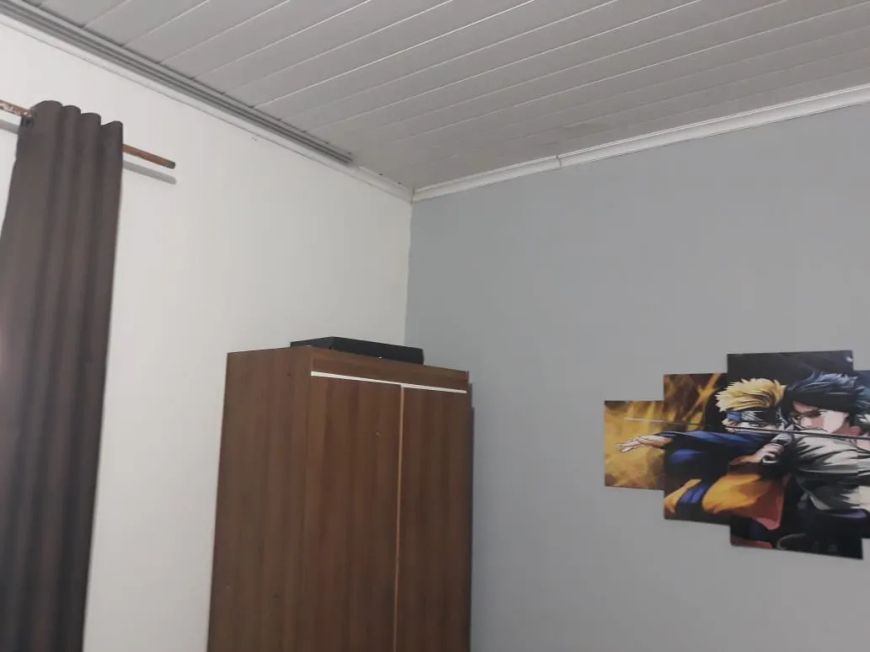 Casa residencial com 04 quartos na região Norte de Londrina