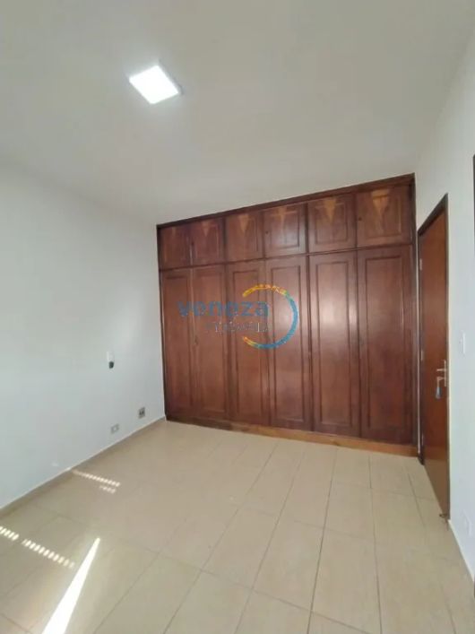 Apartamento com 3 quartos à venda por R$ 380000.00, 101.81 m2 - CENTRO - LONDRINA/PR