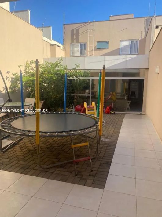 Casa para Venda em Londrina, Jardim Império do Sol, 3 dormitórios, 1 suíte, 4 banheiros
