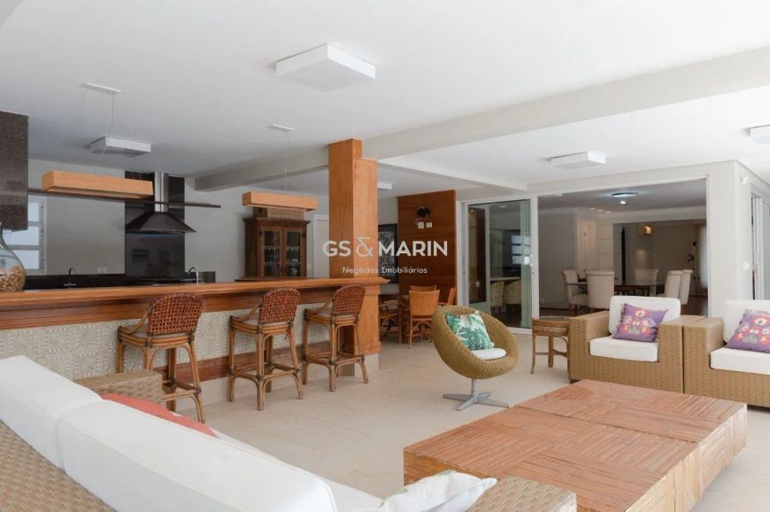 Venda de Casa em Londrina-PR, bairro Lago Parque e 1488.09m² Área Terreno