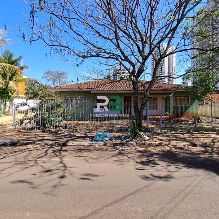 VENDE-SE TERRENO COMERCIAL ZR4 NO JARDIM AURORA