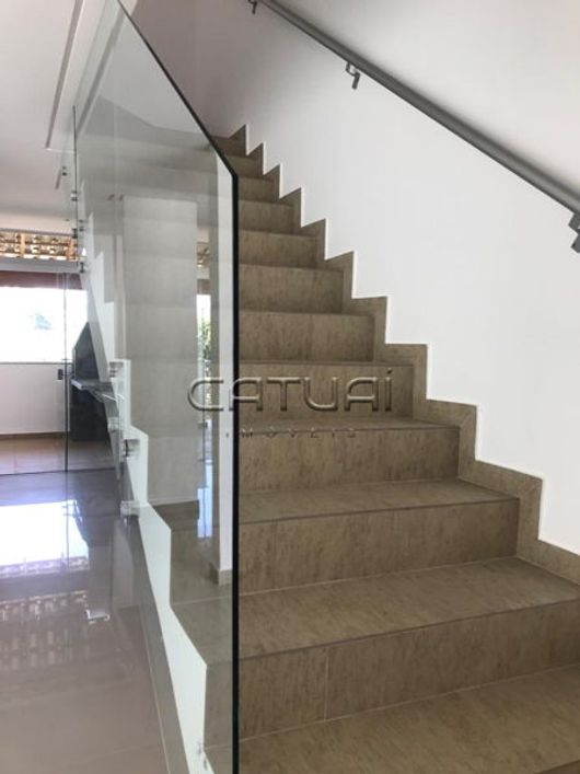 Casa à venda - Bairro Portal de Versalhes 2 em Londrina - 82m2