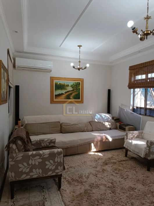 Casa no Jardim Califórnia