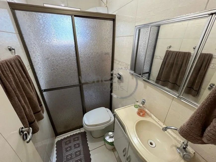Casa Residencial com 4 quartos à venda por R$ 250000.00, 200.00 m2 - GIOVANI LUNARDELLI - LONDRINA/P