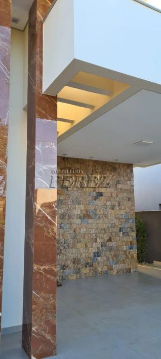 A Imobiliária Perez oferece à você essa ótima oportunidade de casa em condomínio para venda em Londr