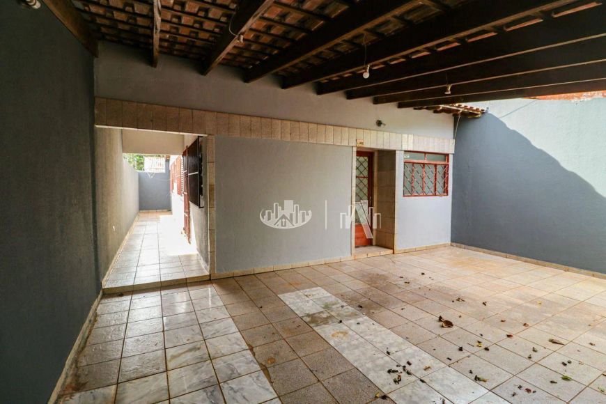 Casa com 2 quartos à venda, 60 m² por R$ 230.000 - San Fernando - Zona leste de Londrina/PR