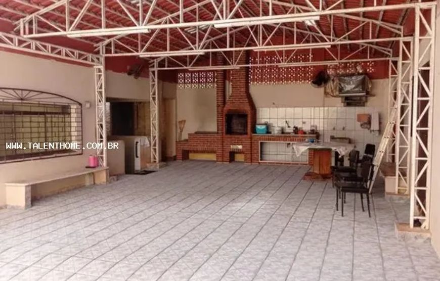 Casa para Venda em Londrina, Jardim América, 3 dormitórios, 1 suíte, 3 banheiros, 2 vagas