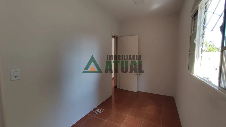 Casa com 03 quartos na região Sul de Londrina