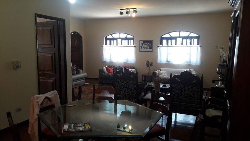 Casa com 3 dormitórios, ( 1 suíte), 245 m², venda por R$ 750.000,00 - Caravelle - Londrina/PR
