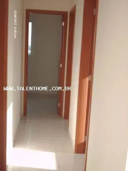 Apartamento para Venda em Londrina, Champagnat, 3 dormitórios, 1 banheiro, 2 vagas