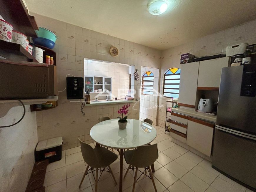 Casa a venda com 03 quartos sendo 1 suíte à venda, Guanabara - Londrina/PR