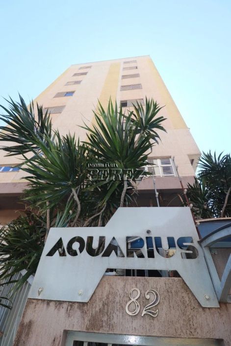 Apartamento à Venda no Edifício Aquários - Jardim Vitória, Zona Oeste de Londrina