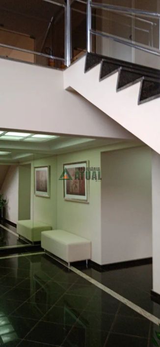 Apartamento com 03 quartos sendo 01 suíte na região Central de Londrina