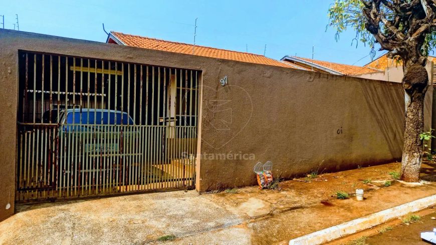 Casa para venda na Zona Norte de Londrina