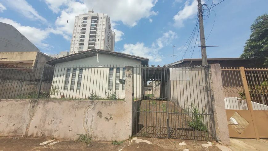 Casa à venda com 4 quartos no Centro de Londrina