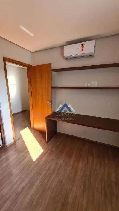 Sobrado com 3 dormitórios à venda, 123 m² por R$ 560.000,00 - Santiago - Londrina/PR