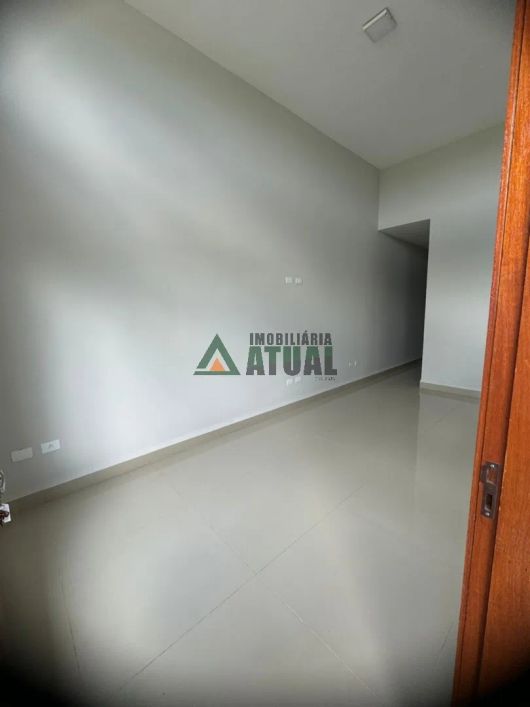 Casa com 3 quartos, sendo 1 suíte na região Sul de Londrina