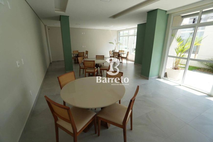 Apartamento com 3 dormitórios à venda, 65 m² por R$ 400.000,00 - São Vicente - Londrina/PR