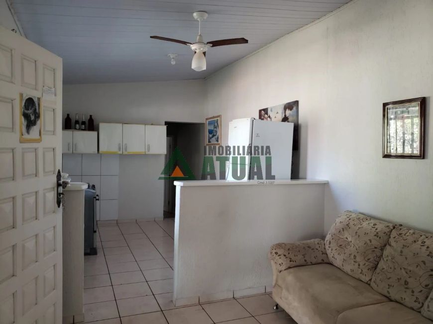 Casa com 05 quartos na região Central de Londrina