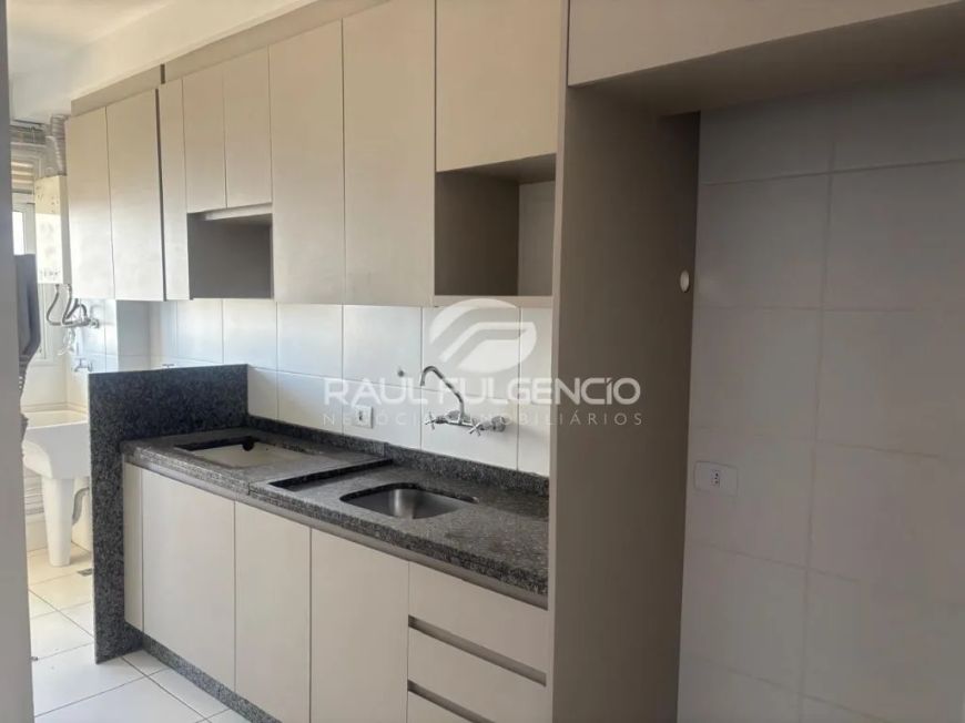 Apartamento de 3 dormitórios com suíte e garagem na Aurora, Londrina
