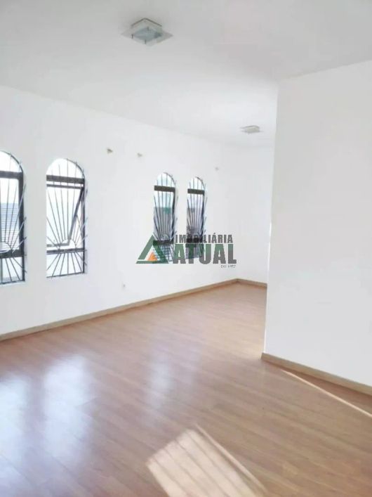 Casa com 3 quartos na região Leste de Londrina