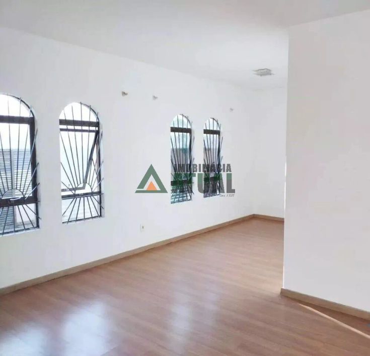 Casa com 3 quartos na região Leste de Londrina