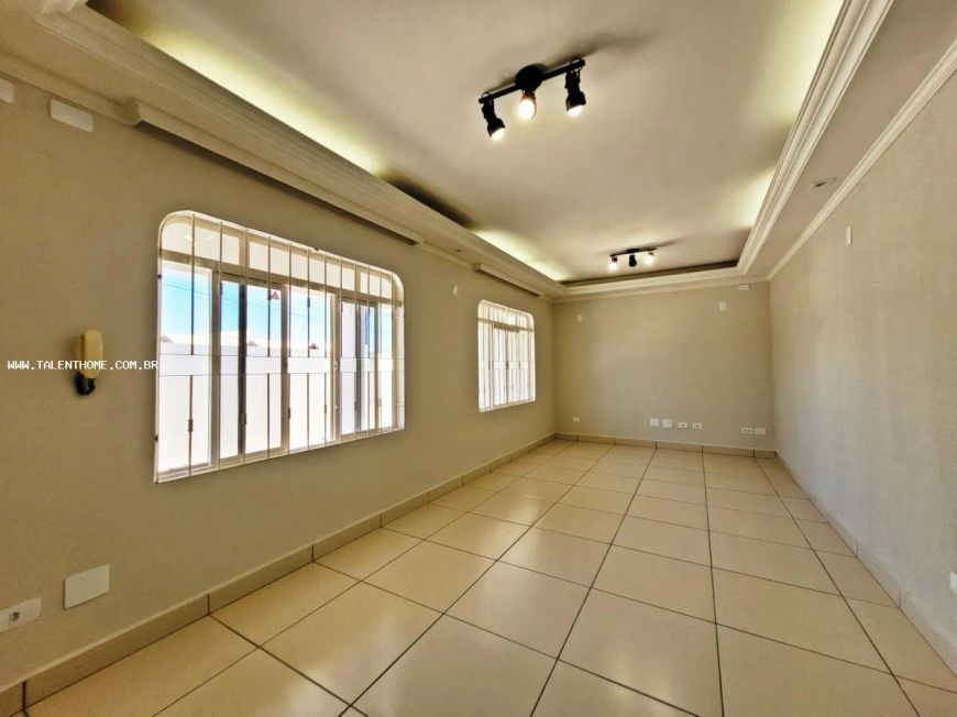 Casa para Venda em Londrina, Jardim Portal dos Pioneiros, 3 dormitórios, 2 suítes, 3 banheiros, 2 va