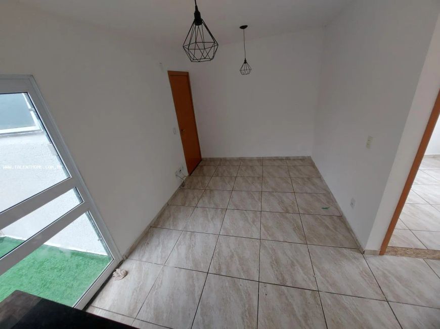 Apartamento para Venda em Londrina, Jardim Maria Luiza, 2 dormitórios, 1 banheiro, 1 vaga