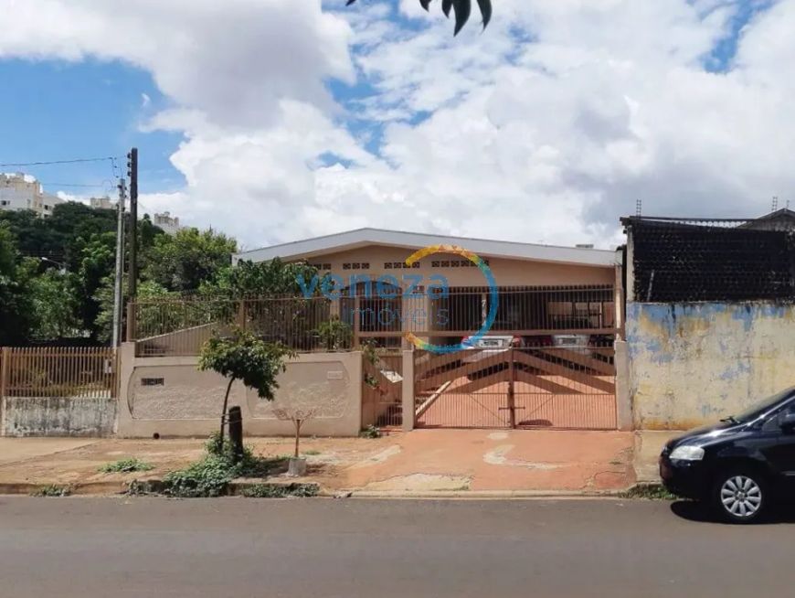 Casa Residencial com 3 quartos à venda por R$ 450000.00, 189.54 m2 - MORUMBI - LONDRINA/PR