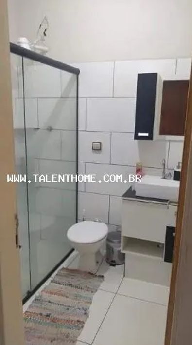 Casa para Venda em Londrina, Conjunto Habitacional Maria Cecília Serrano de Oliveira, 2 dormitórios,