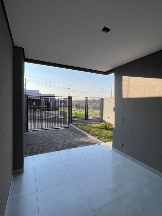Casa à venda 3 Quartos, 1 Suite, 1 Vaga, 136M², Colinas, Londrina - PR