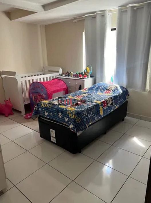 Casa com edícula à Venda, Armindo Guazzi, Londrina, PR