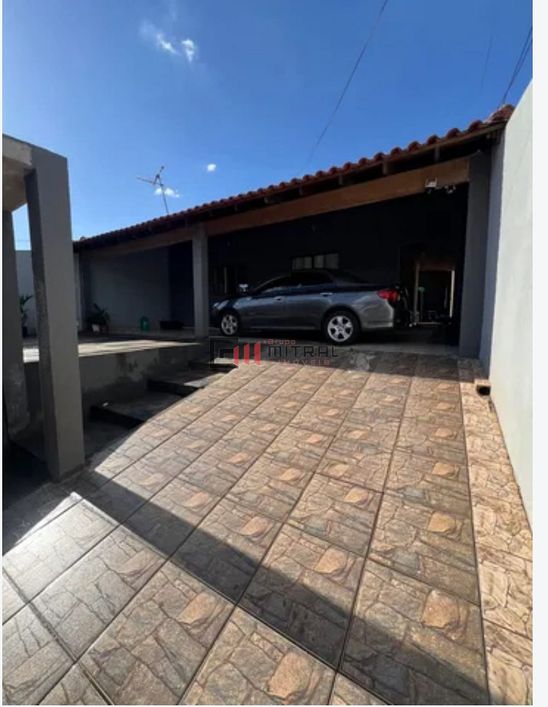 Casa com edícula à Venda, Armindo Guazzi, Londrina, PR