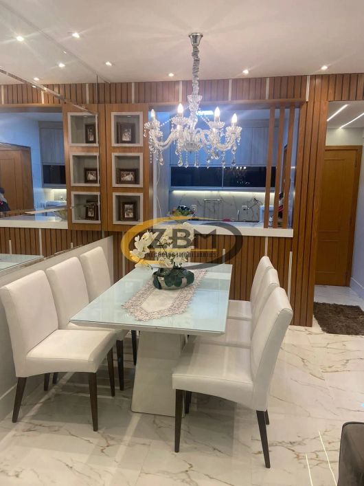 Apartamento à venda, 03 quartos (01 suíte), cozinha planejada, 02 vagas de garagem, sacada com chur