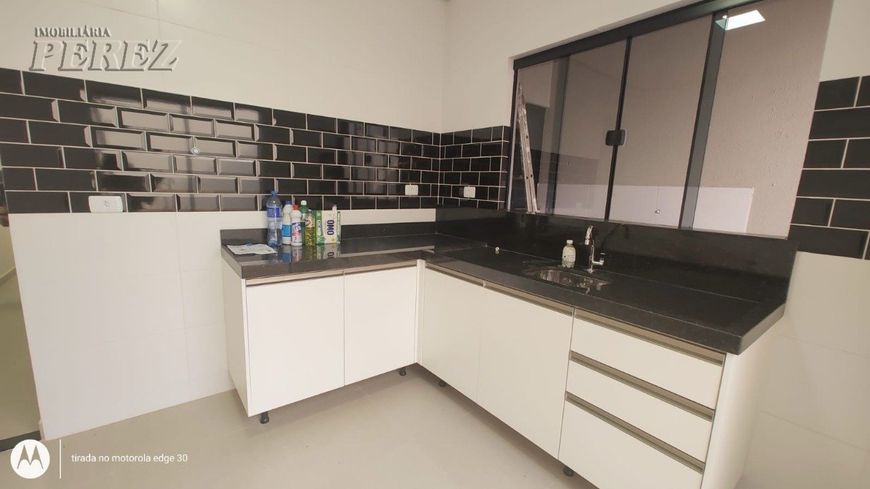 A Imobiliária Perez oferece a você uma ótima oportunidade de casa para venda em Londrina.